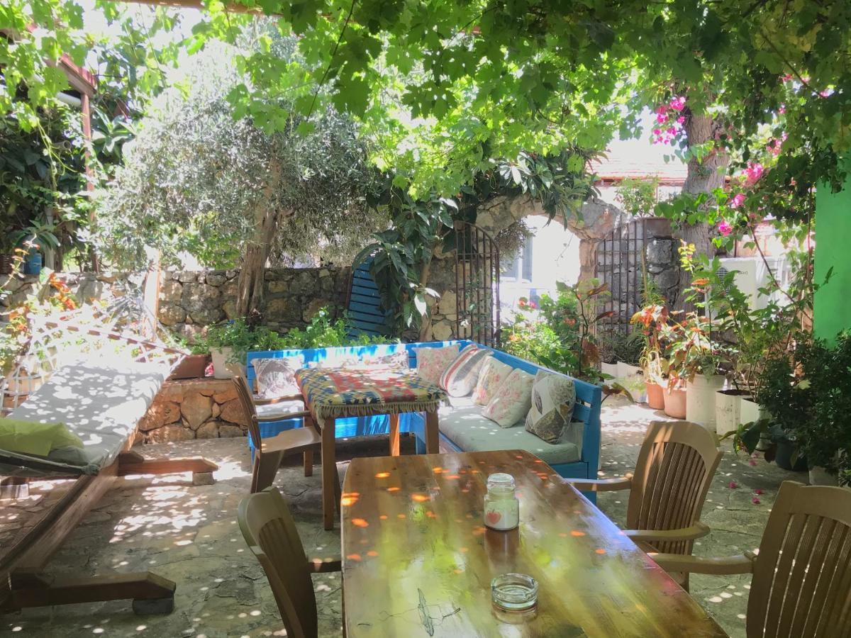 Likya Pansiyon Kaleucagız Exterior foto