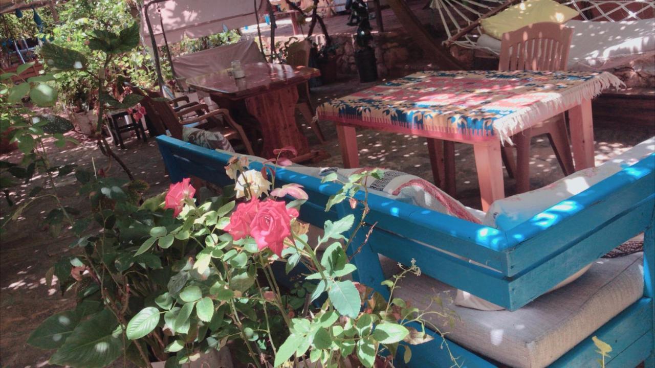 Likya Pansiyon Kaleucagız Exterior foto